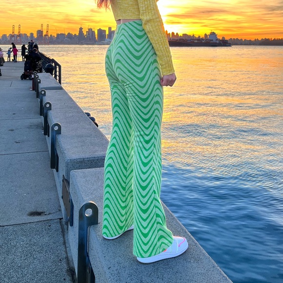 Urban Outfitters Wide-Leg Pants - Picture 8 of 8